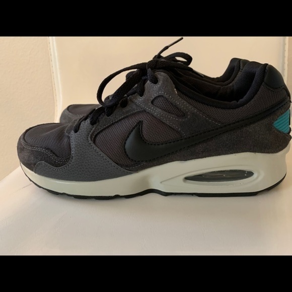Nike Shoes - Picture 1 of 8